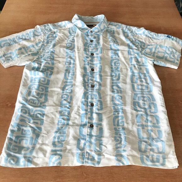 Quicksilver Waterman Collection Shirt Men XL Blue Geometric Tribal Button Up - Picture 1 of 16